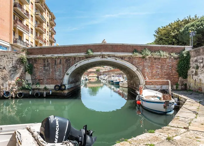 Piccola Venezia Canal View Charming Flat