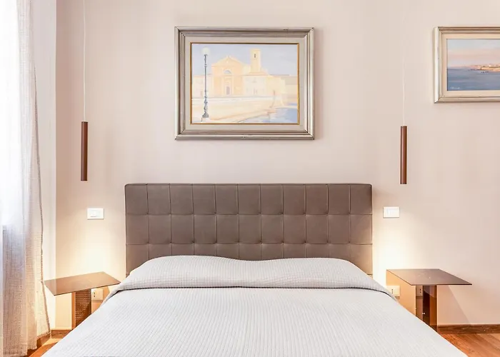 Piccola Venezia Canal View Charming Flat