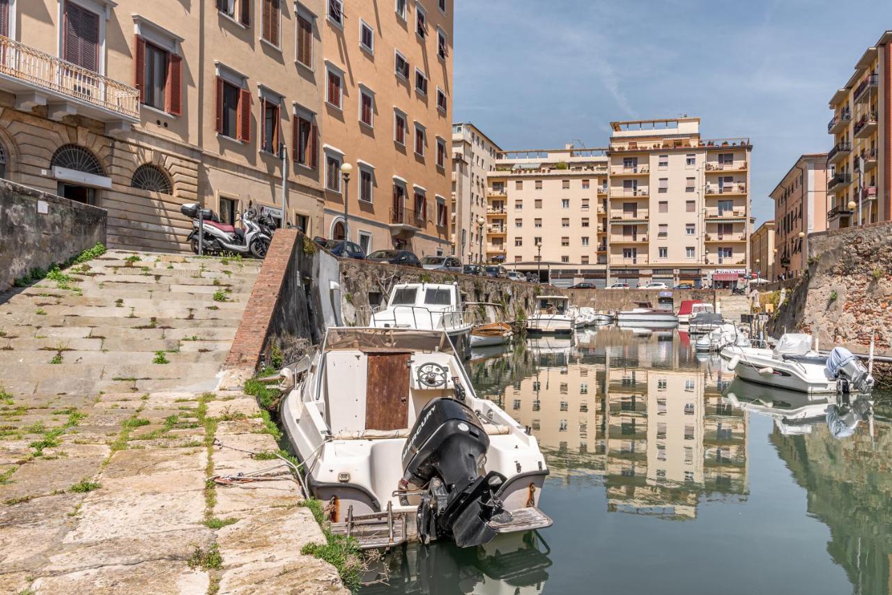 Apartment Piccola Venezia Canal View Charming Flat Livorno