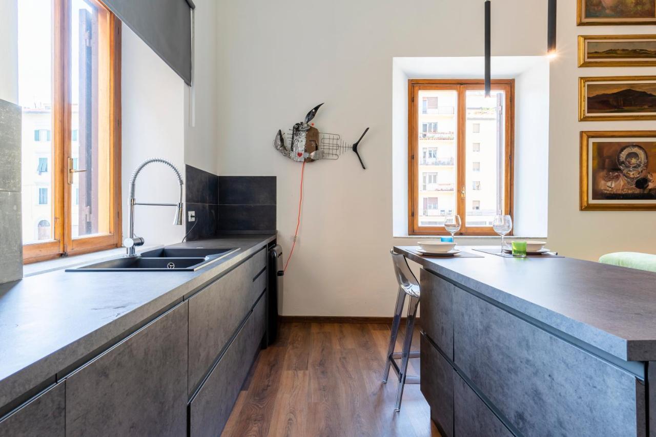 Apartment Piccola Venezia Canal View Charming Flat Livorno